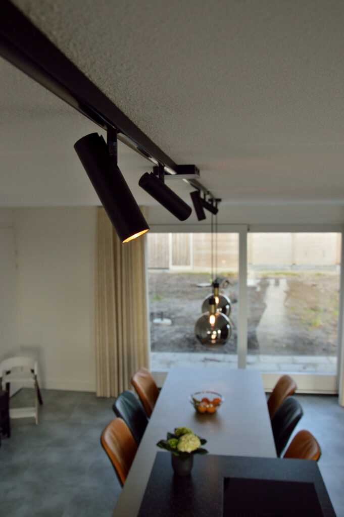 Zwarte lichtrail Zwarte lichtrail